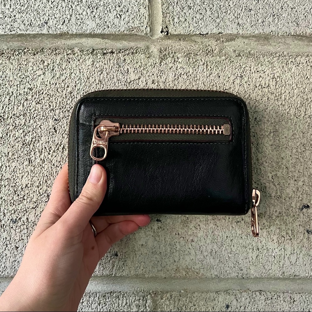 MZ Wallace green leather wallet | rose gold 🌲